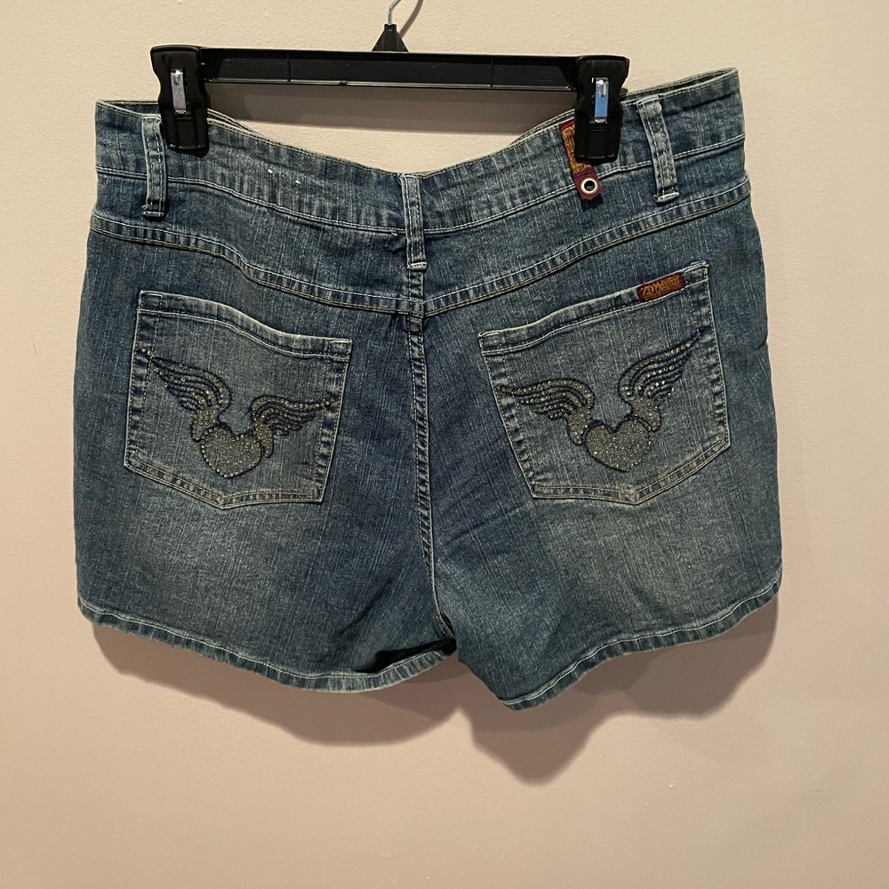 Zana Di Classic Blue Jean Shorts - Picture 6 of 6